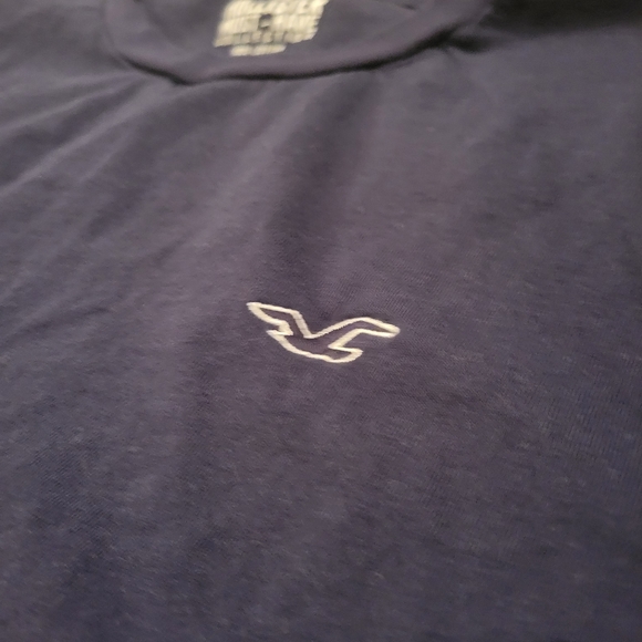 Hollister T-Shirt - Picture 2 of 4